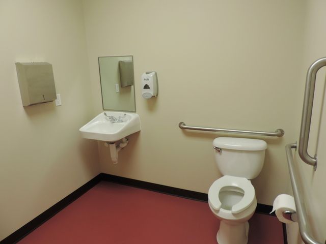 2700 Pepsi Way, Aztec, NM 87410